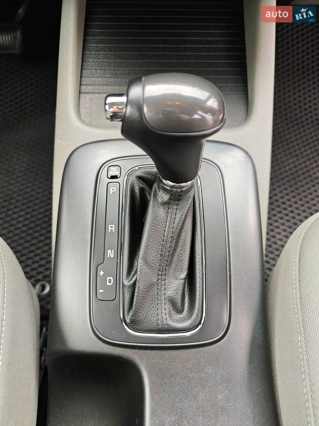 2014 Kia Forte - мініатюра 24
