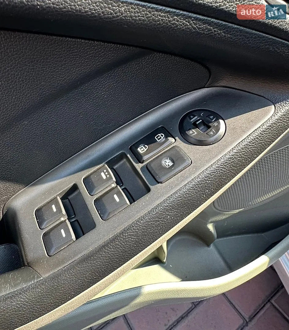 2014 Kia Forte - мініатюра 29