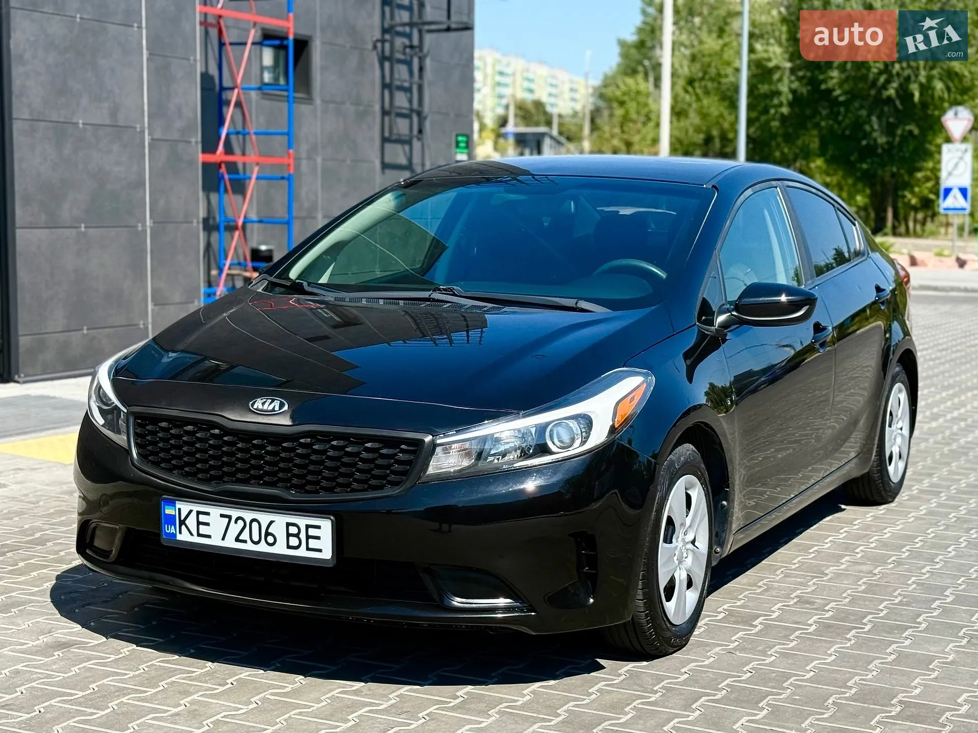 2016 Kia Forte - мініатюра 2