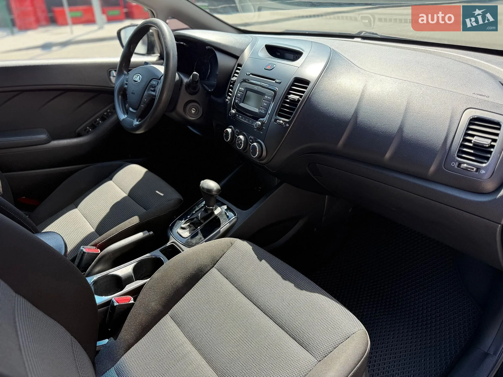 2016 Kia Forte - мініатюра 9
