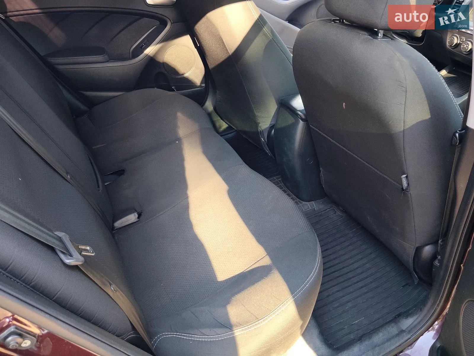 2018 Kia Forte - мініатюра 12