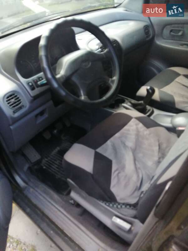 Минивэн Kia Joice 2002 в Киеве