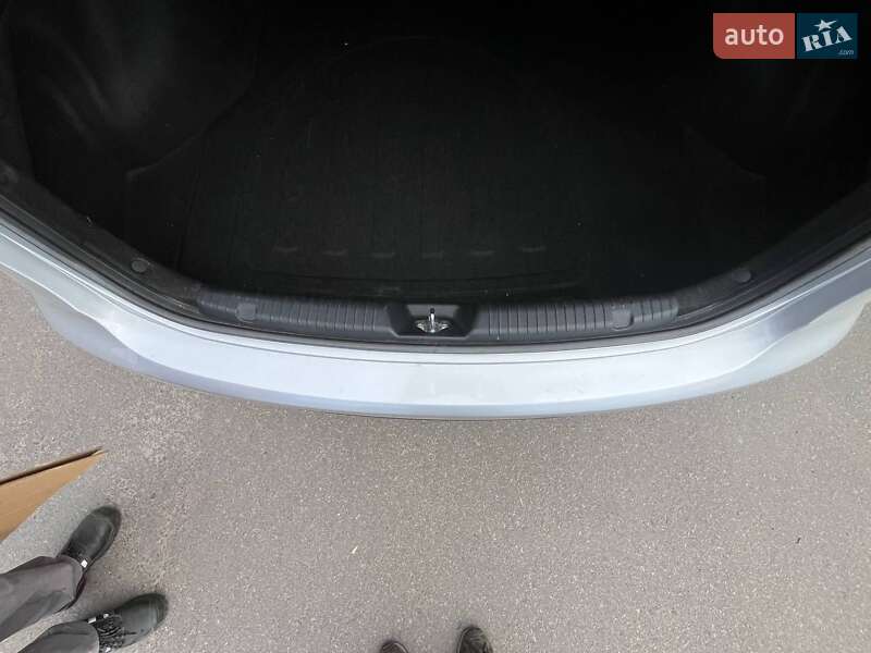 Седан Kia K3 2015 в Киеве