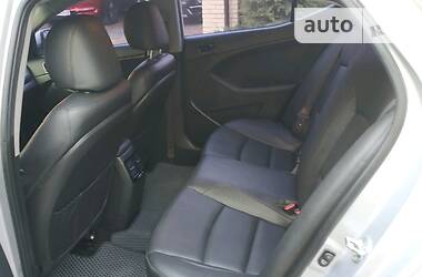 Седан Kia K5 2015 в 