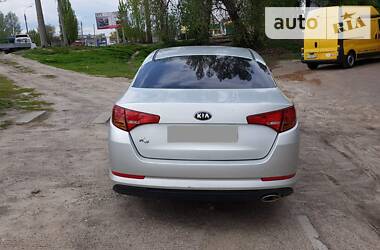 Седан Kia K5 2013 в Черкассах