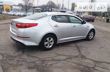 Седан Kia K5 2014 в Запоріжжі