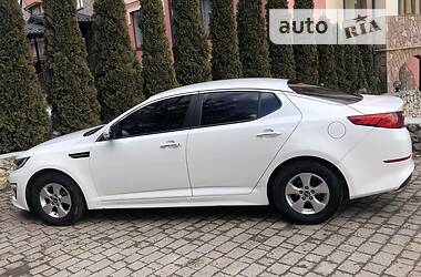 Седан Kia K5 2014 в Тернополе