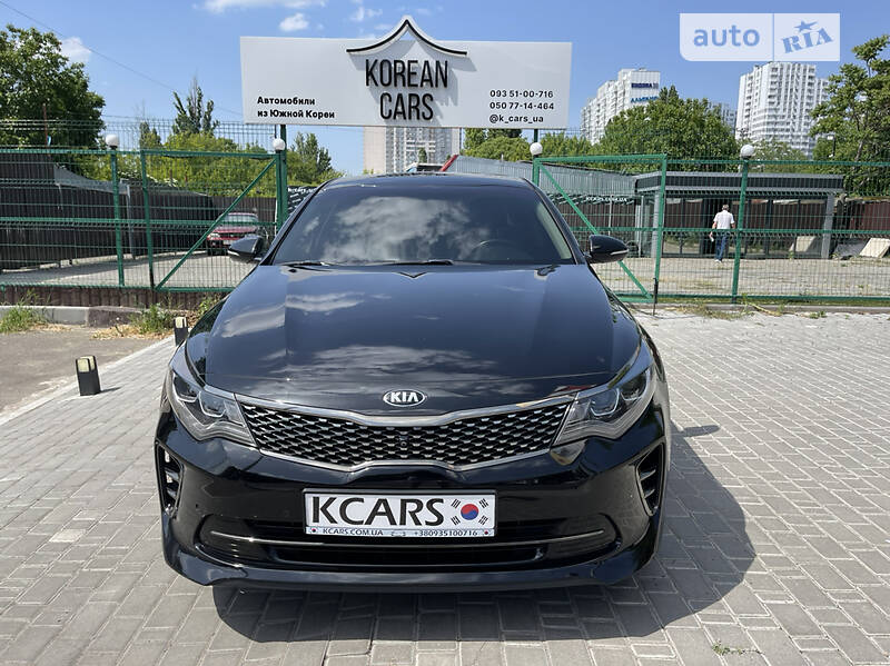 Седан Kia K5 2017 в Одессе