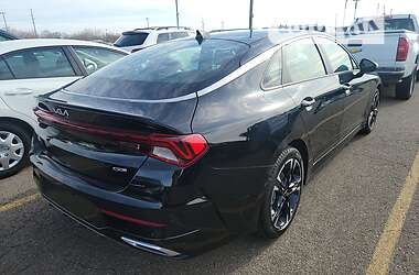 Седан Kia K5 2023 в 