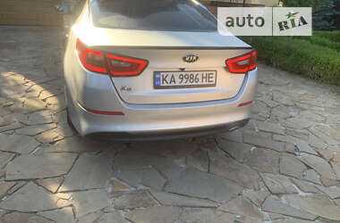 Седан Kia K5 2013 в 