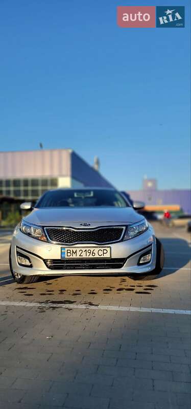 Седан Kia K5 2013 в Сумах