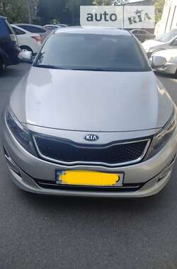 Седан Kia K5 2014 в Киеве