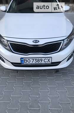 Седан Kia K5 2013 в Тернополе