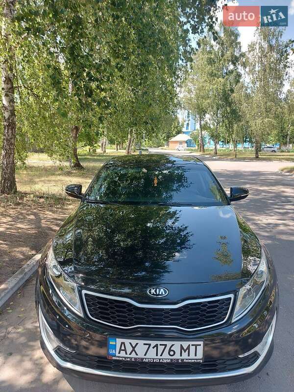 Седан Kia K5 2011 в Харькове