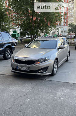 Седан Kia K5 2012 в Киеве