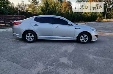 Седан Kia K5 2012 в Харкові