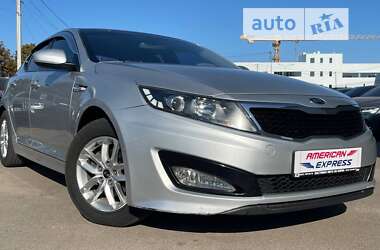 Седан Kia K5 2011 в Києві