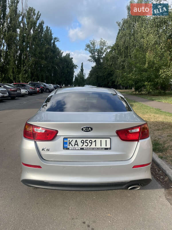 Седан Kia K5 2015 в Києві