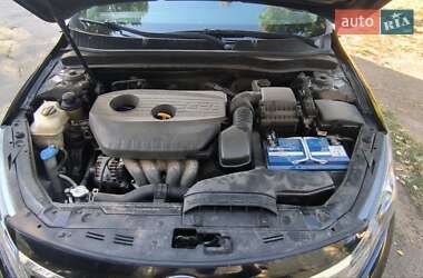 Седан Kia K5 2013 в Баштанке