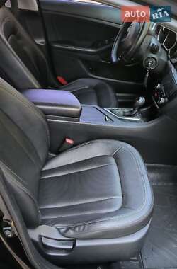 Седан Kia K5 2013 в Баштанке