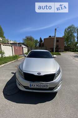 Седан Kia K5 2014 в Харькове