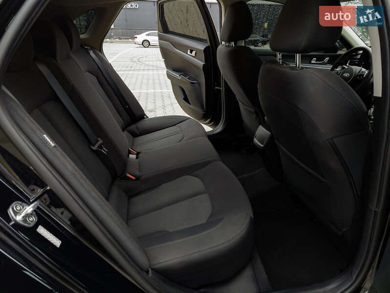 Седан Kia K5 2020 в Киеве фото 25 Седан Kia K5 2020 в Киеве