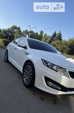 Седан Kia K5 2010 в Кам'янському