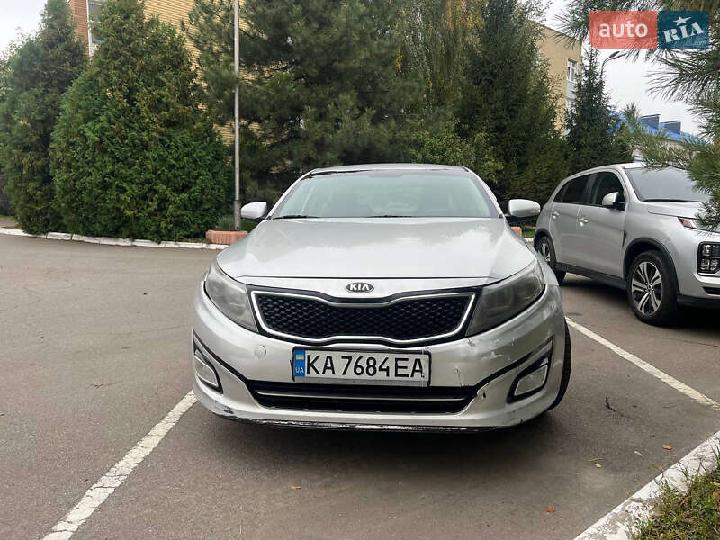 Седан Kia K5 2014 в Києві