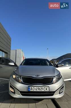 Седан Kia K5 2014 в 
