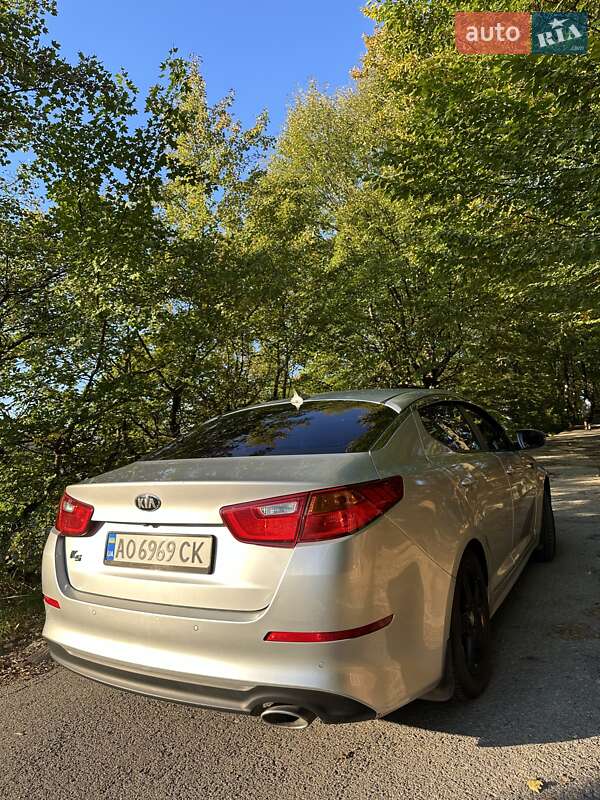 Седан Kia K5 2014 в Тячеве фото 3 Седан Kia K5 2014 в Тячеве