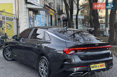 Седан Kia K5 2019 в 