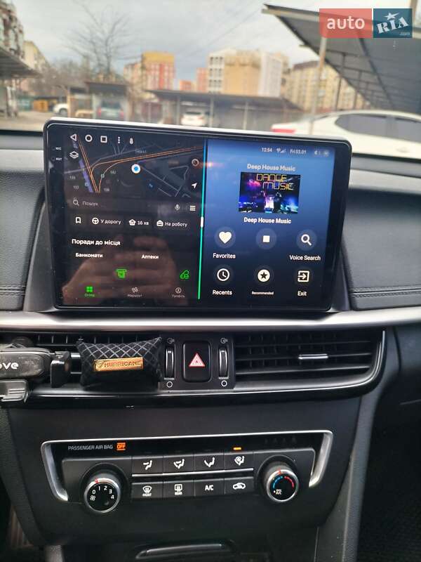 Седан Kia K5 2019 в Одессе