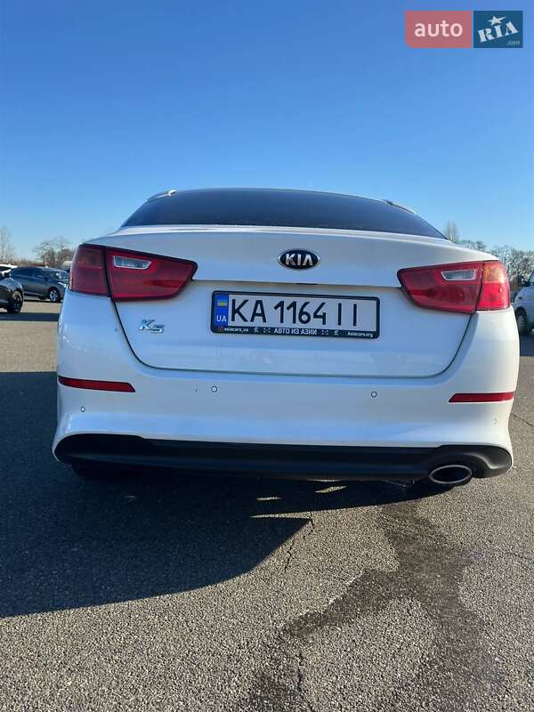 Седан Kia K5 2013 в Киеве
