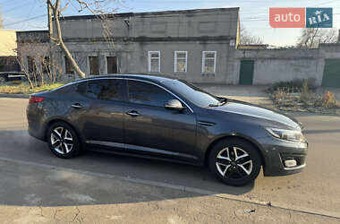 Седан Kia K5 2015 в Одесі