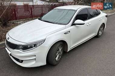 Седан Kia K5 2016 в Дніпрі