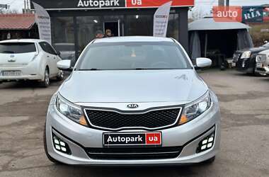 Седан Kia K5 2014 в Виннице