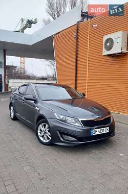 Седан Kia K5 2013 в Одесі