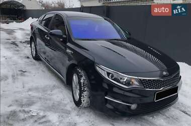 Седан Kia K5 2016 в Бердичеві