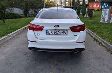 Седан Kia K5 2013 в Хмельницком