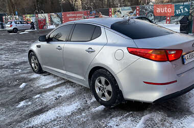 Седан Kia K5 2014 в Києві