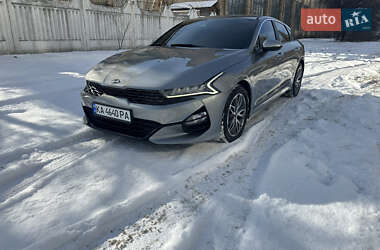 Седан Kia K5 2020 в Києві