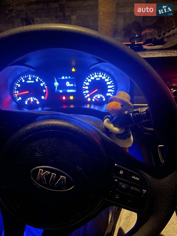 Седан Kia K5 2017 в Киеве фото 6 Седан Kia K5 2017 в Киеве