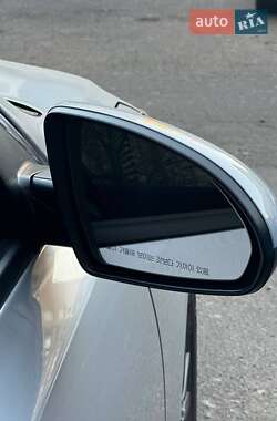 Седан Kia K5 2018 в 