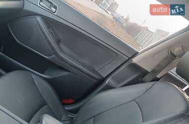 Седан Kia K5 2015 в 