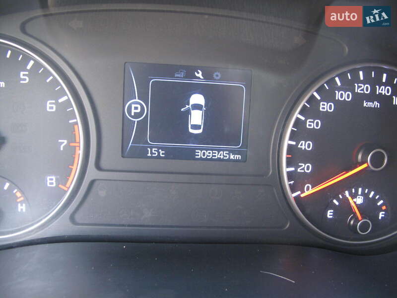 Седан Kia K5 2017 в Киеве