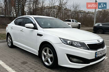 Седан Kia K5 2013 в 