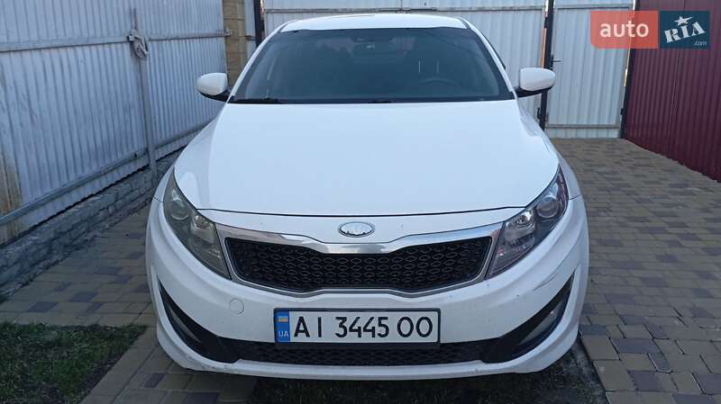 Седан Kia K5 2013 в 