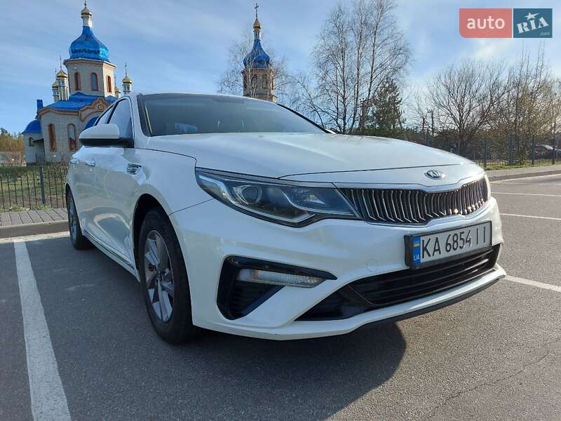 Kia K5 2019