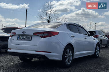 Седан Kia K5 2010 в 