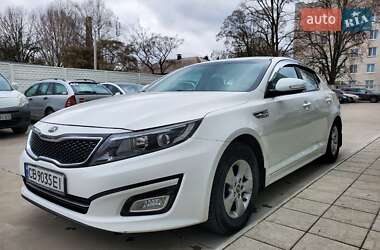 Седан Kia K5 2015 в 